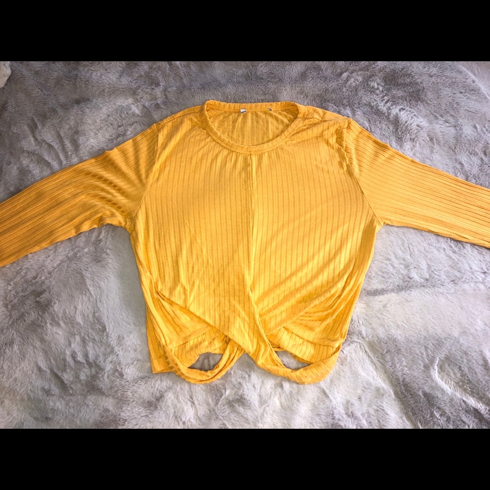 hollister crop top